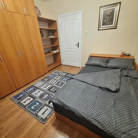 христови уютен дом в града на липите Apartamento *