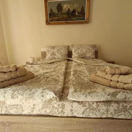 Apartamento христови уютен дом в града на липите